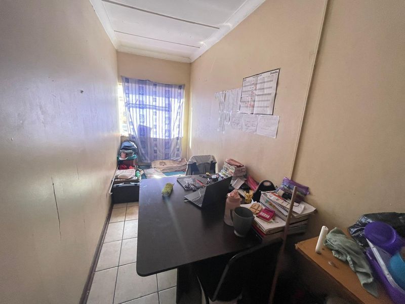 3 bedroom apartment for sale in central Bloemfontein - Photo 4