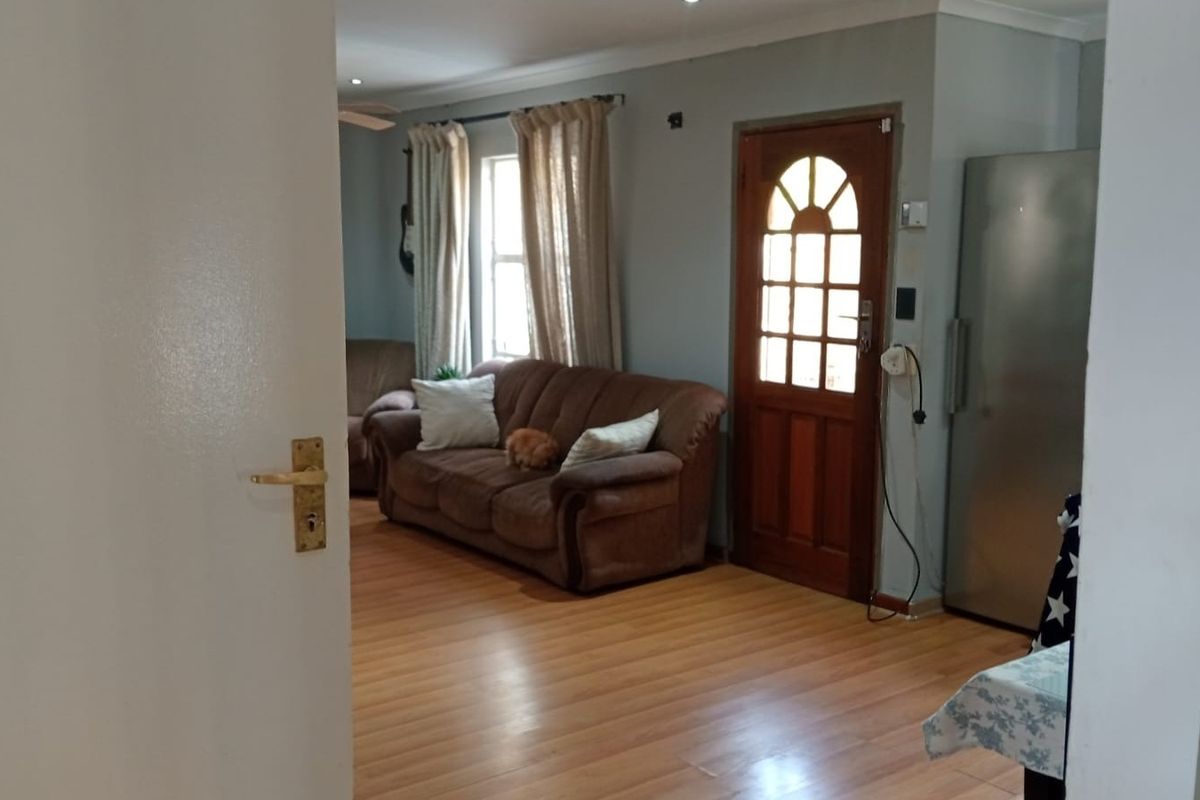 A nice family home in Pellissier - Photo 4