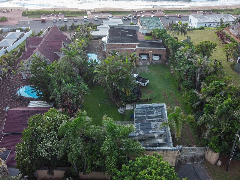 Never miss a sunrise over the ocean again with this lovely home on the beach - Photo 3