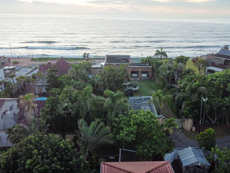 Never miss a sunrise over the ocean again with this lovely home on the beach - Photo 4
