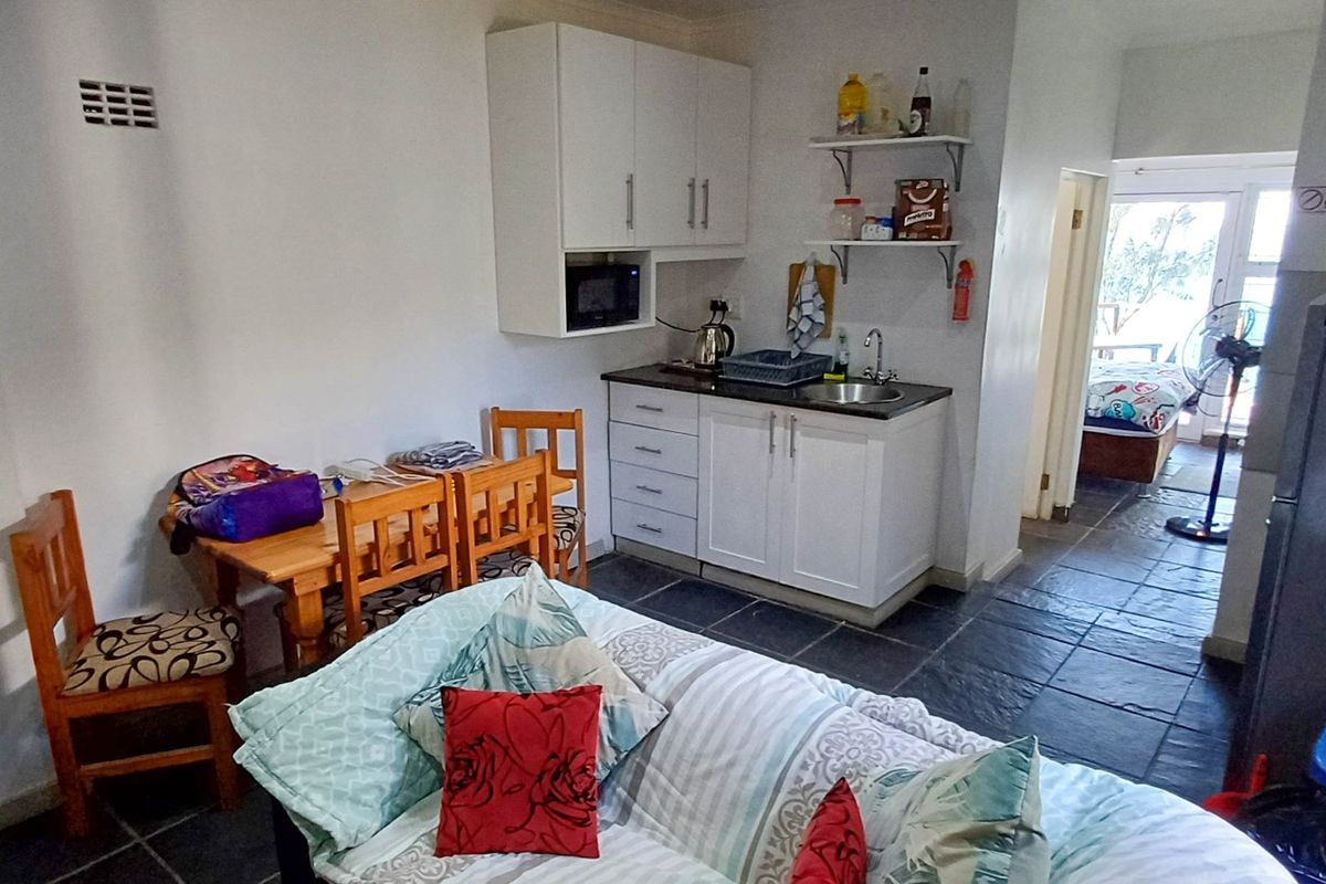 Marine Drive Bed and Breakfast Prime Position - Photo 5