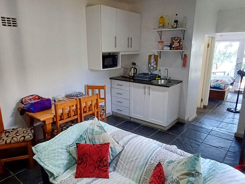 Marine Drive Bed and Breakfast Prime Position - Photo 5