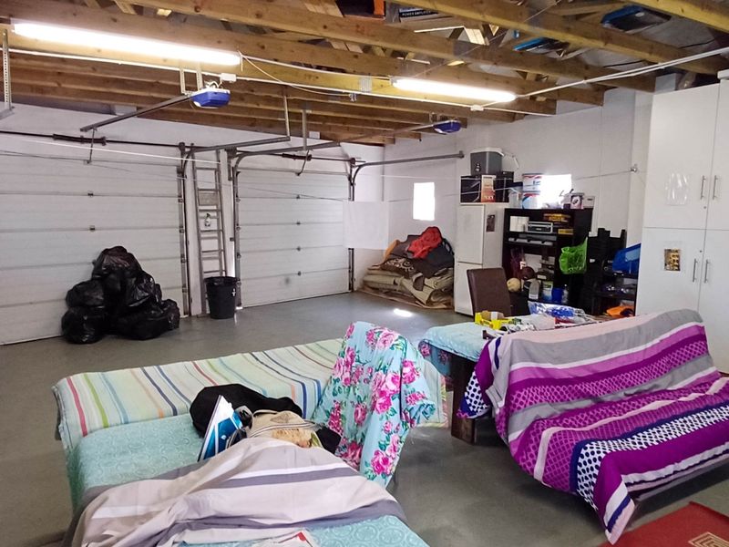 Marine Drive Bed and Breakfast Prime Position - Photo 3