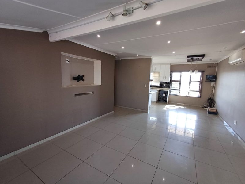Happy home happy heart, 3 bedroom home in Ocean Viev - Photo 10