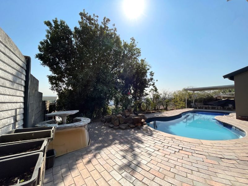 Home & More - Photo 5