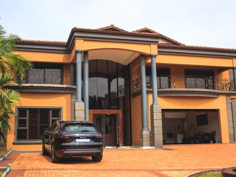 Coastal Luxury Redefined - Photo 5