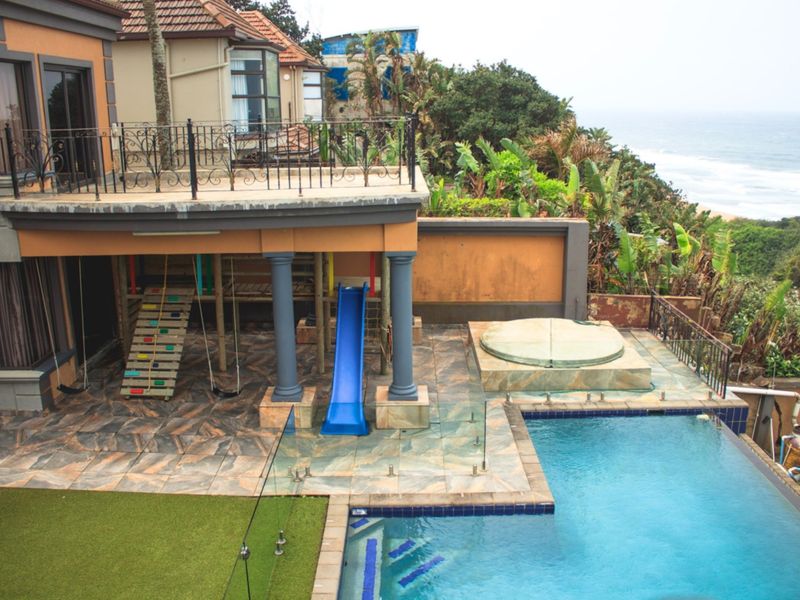 Coastal Luxury Redefined - Photo 3