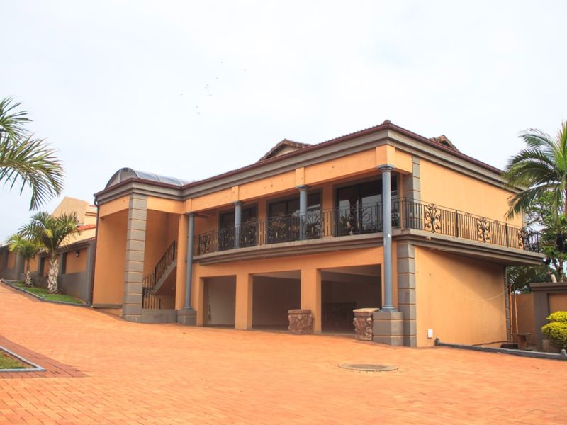 Coastal Luxury Redefined - Photo 7