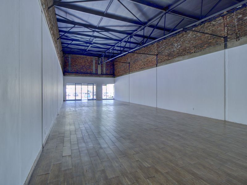 Shop with 23 m2 patio between other restaurants - Photo 10