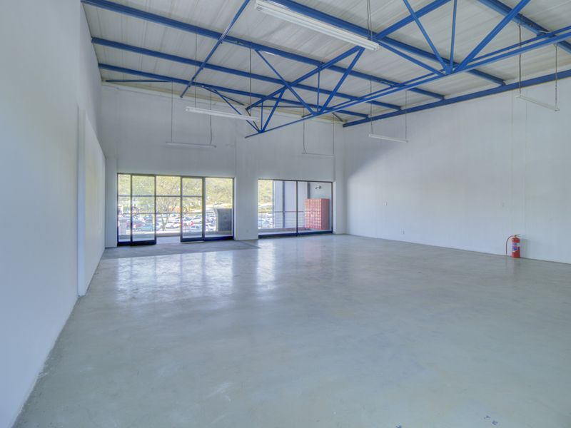 Office on 1st floor - Photo 6