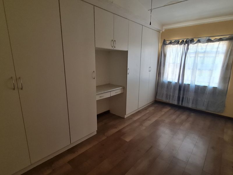 Neat 3 bedroom house to let in Minnebron - Photo 9