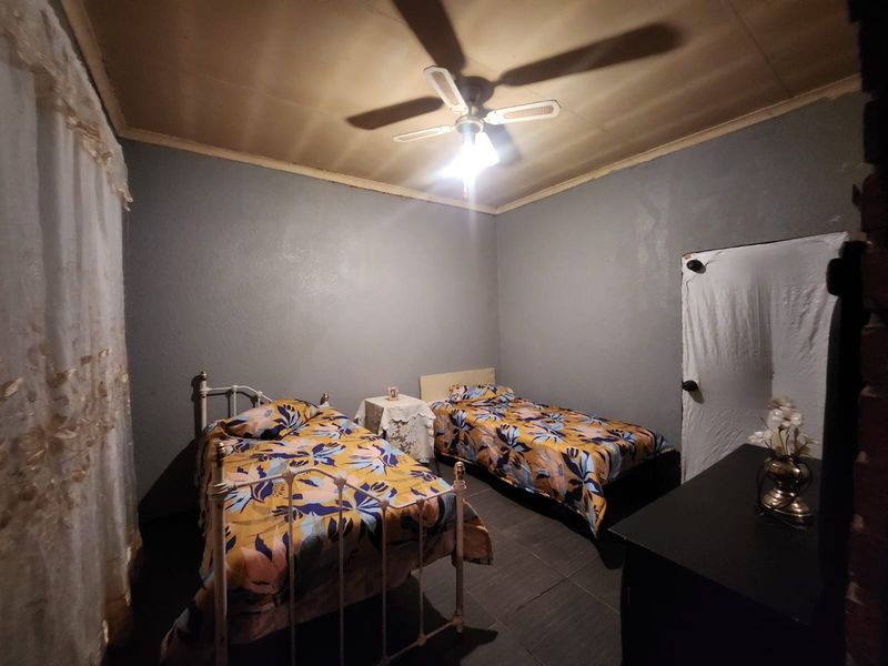 Small holding in Witpoort Estates - Photo 7