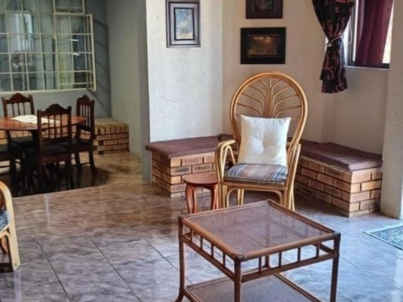 Very neat and spacious house with 1 bedroom flat for sale in Eloff - Photo 6