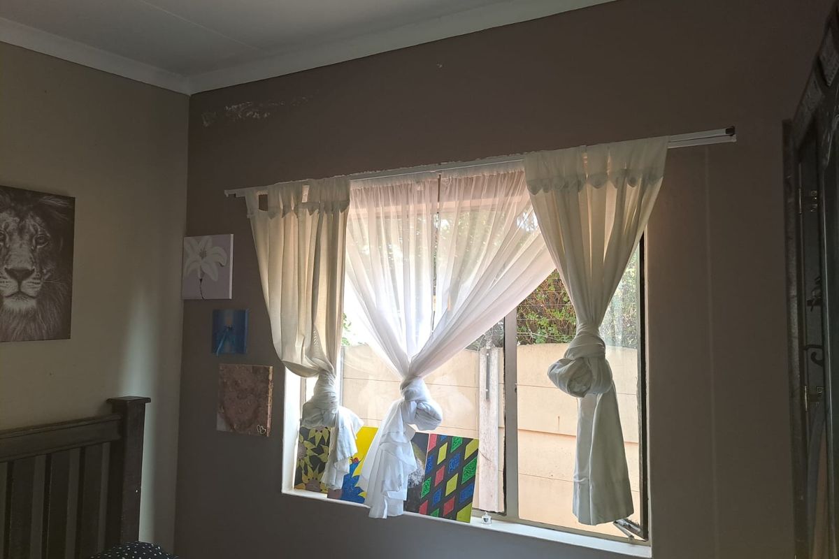 3 Bedroom house for sale in Brakpan - Photo 4