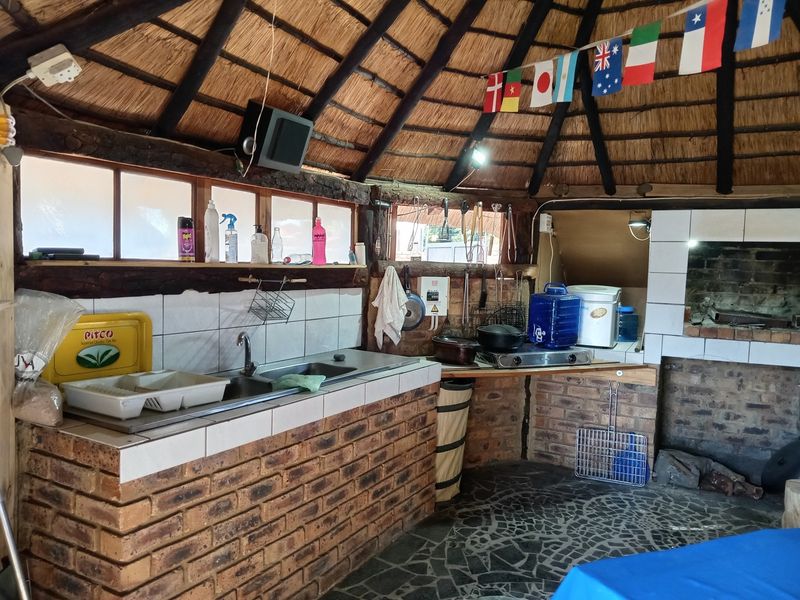 3 Bedroom home nestled in a secure neighborhood in New State Areas for sale - Photo 7