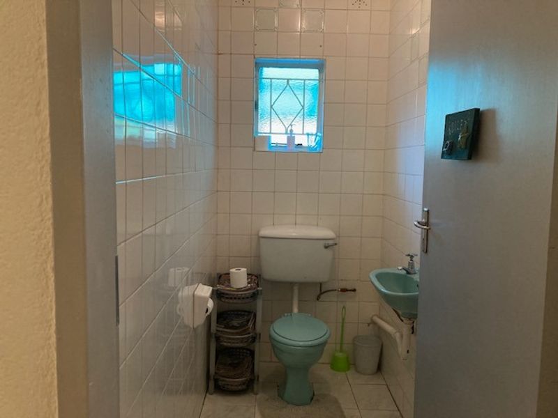 5 Bedroom double storey house for sale - Photo 10