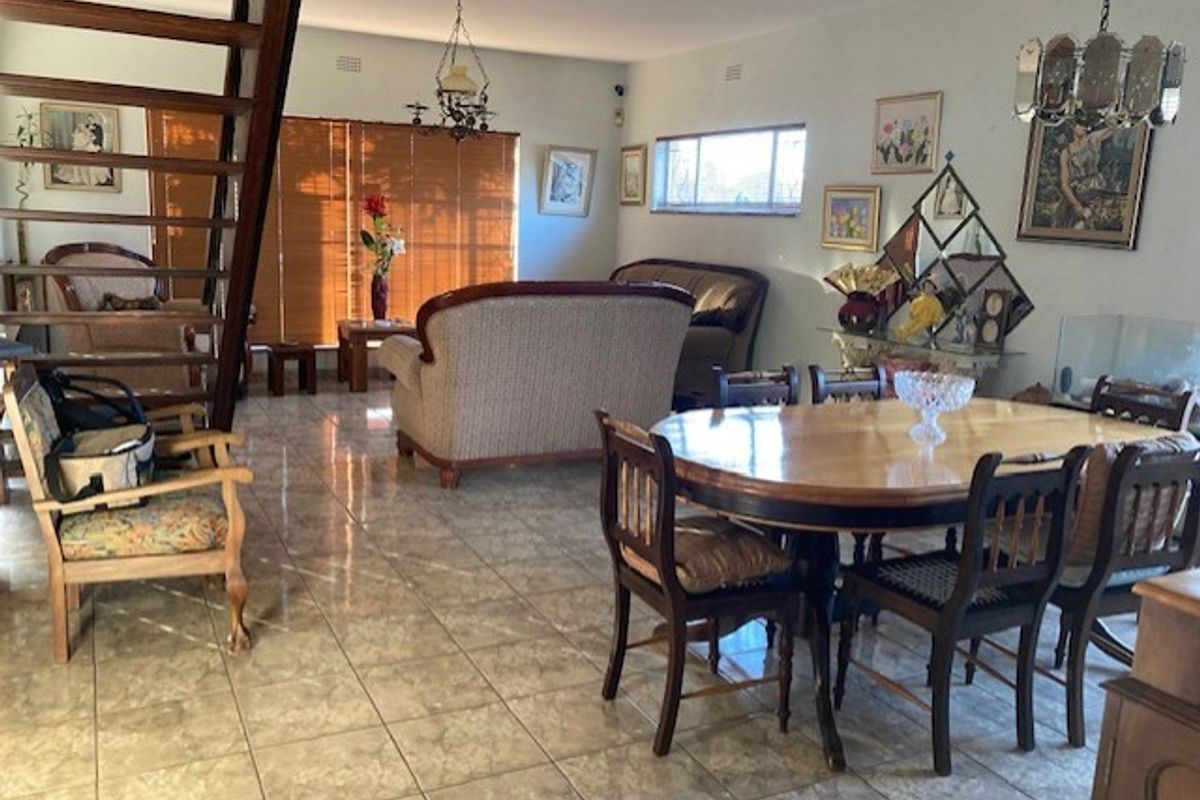 5 Bedroom double storey house for sale - Photo 4