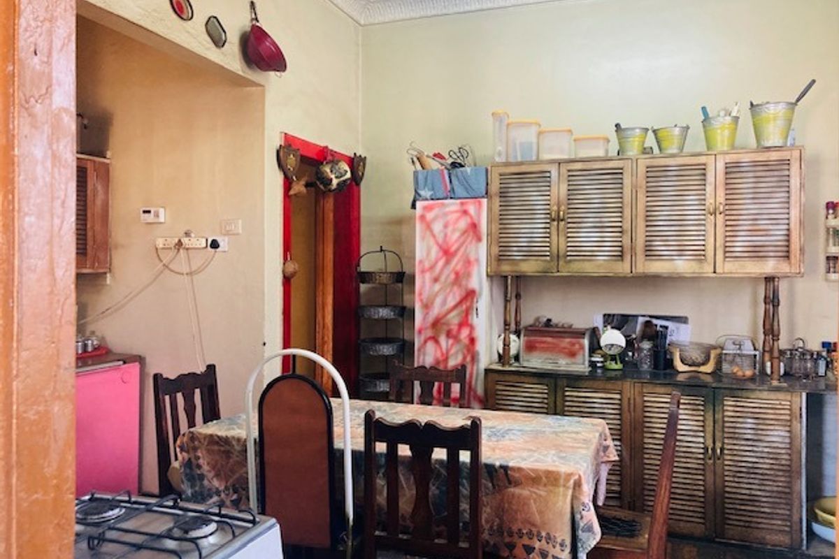 3 Bedroom home in a good condition for sale - Photo 4