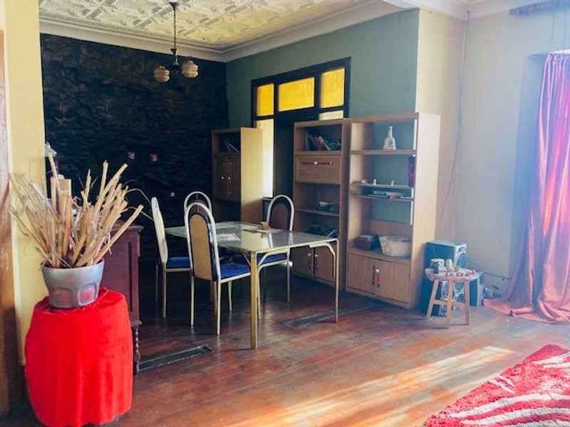 3 Bedroom home in a good condition for sale - Photo 5