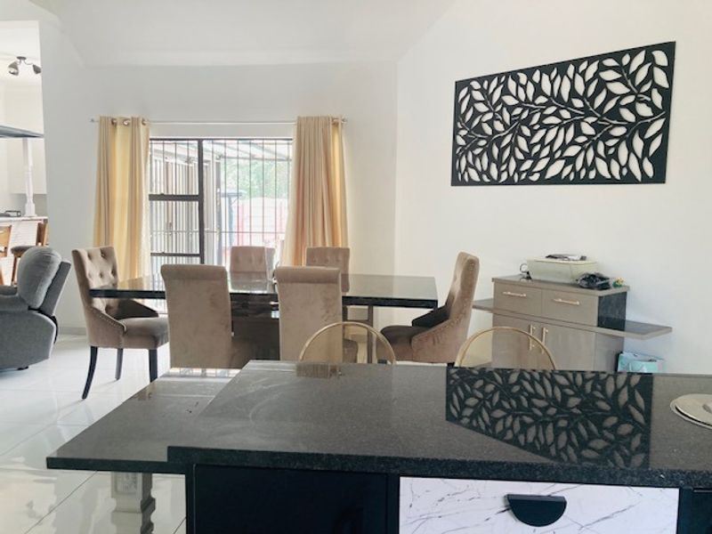 Beautiful family home in the heart of Sunair Park - Photo 7