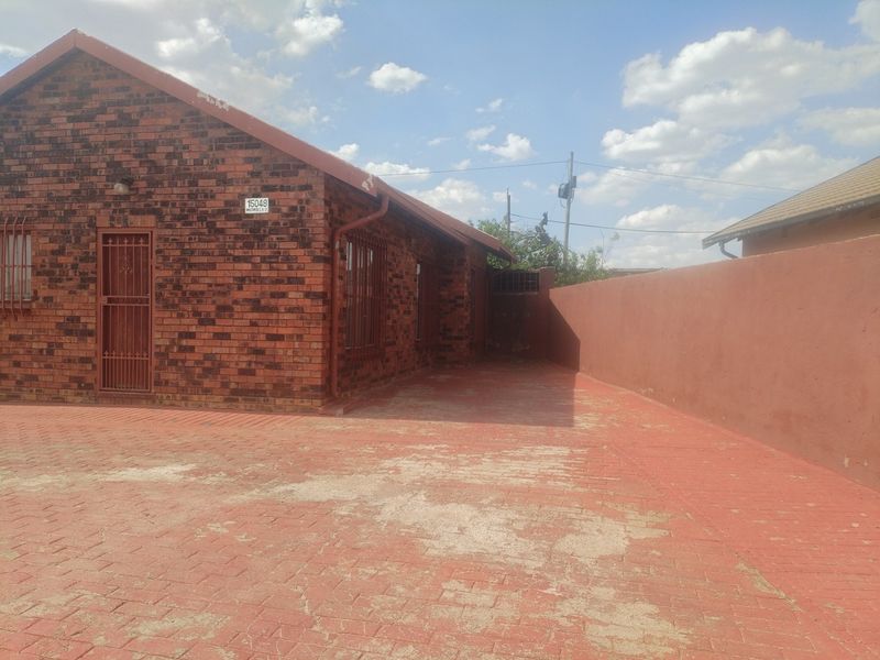 Beautiful 2 bedroom home for sale in Tsakane Ext 5 - Photo 5