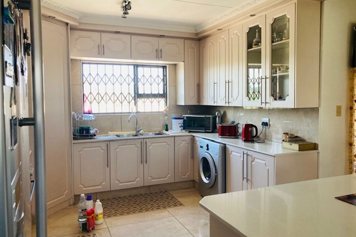 3 Bedroom house for sale in Brakpan North - Photo 4