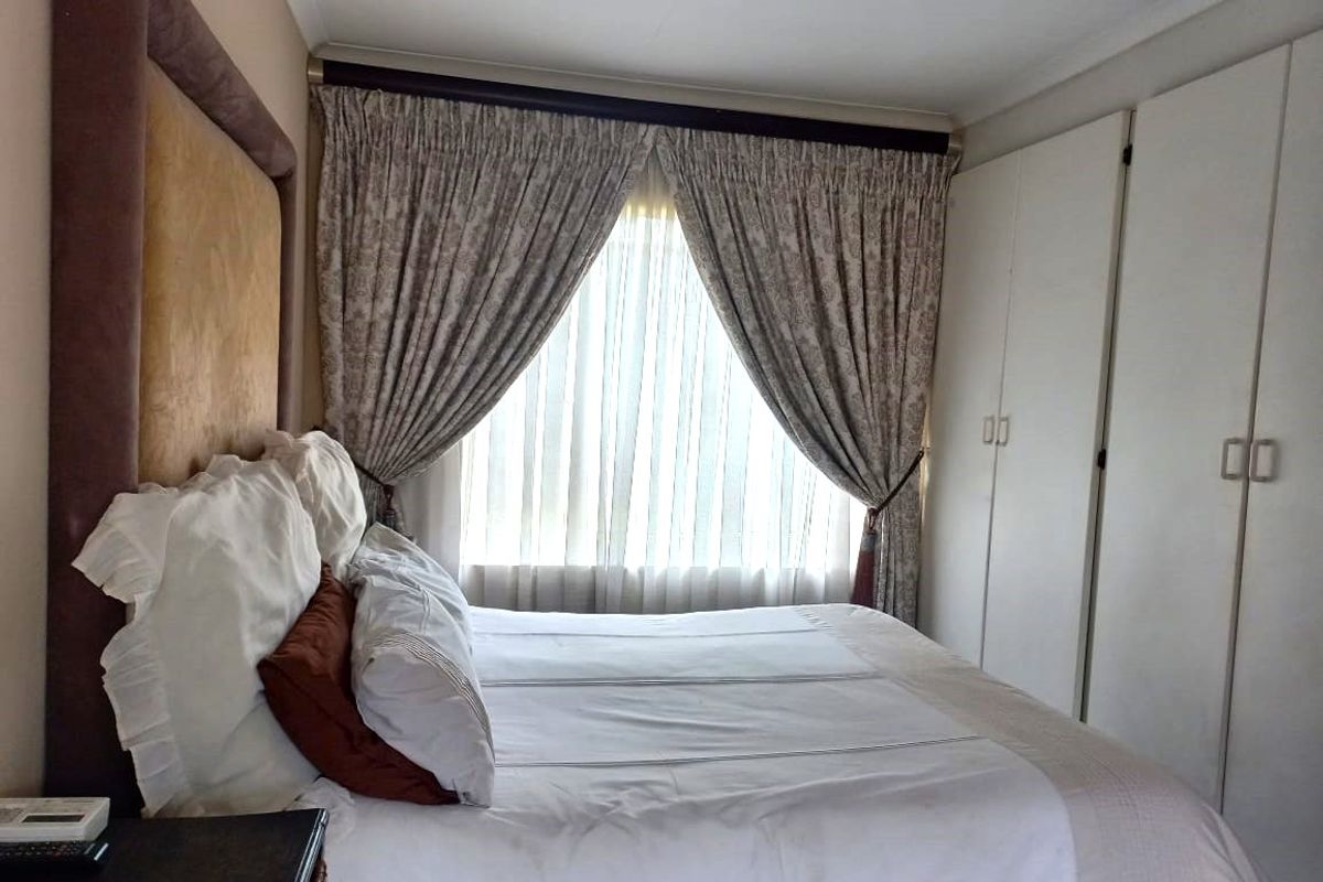 Spacious Family Retreat with Modern Amenities and Expansive Outdoor Potential - Photo 2