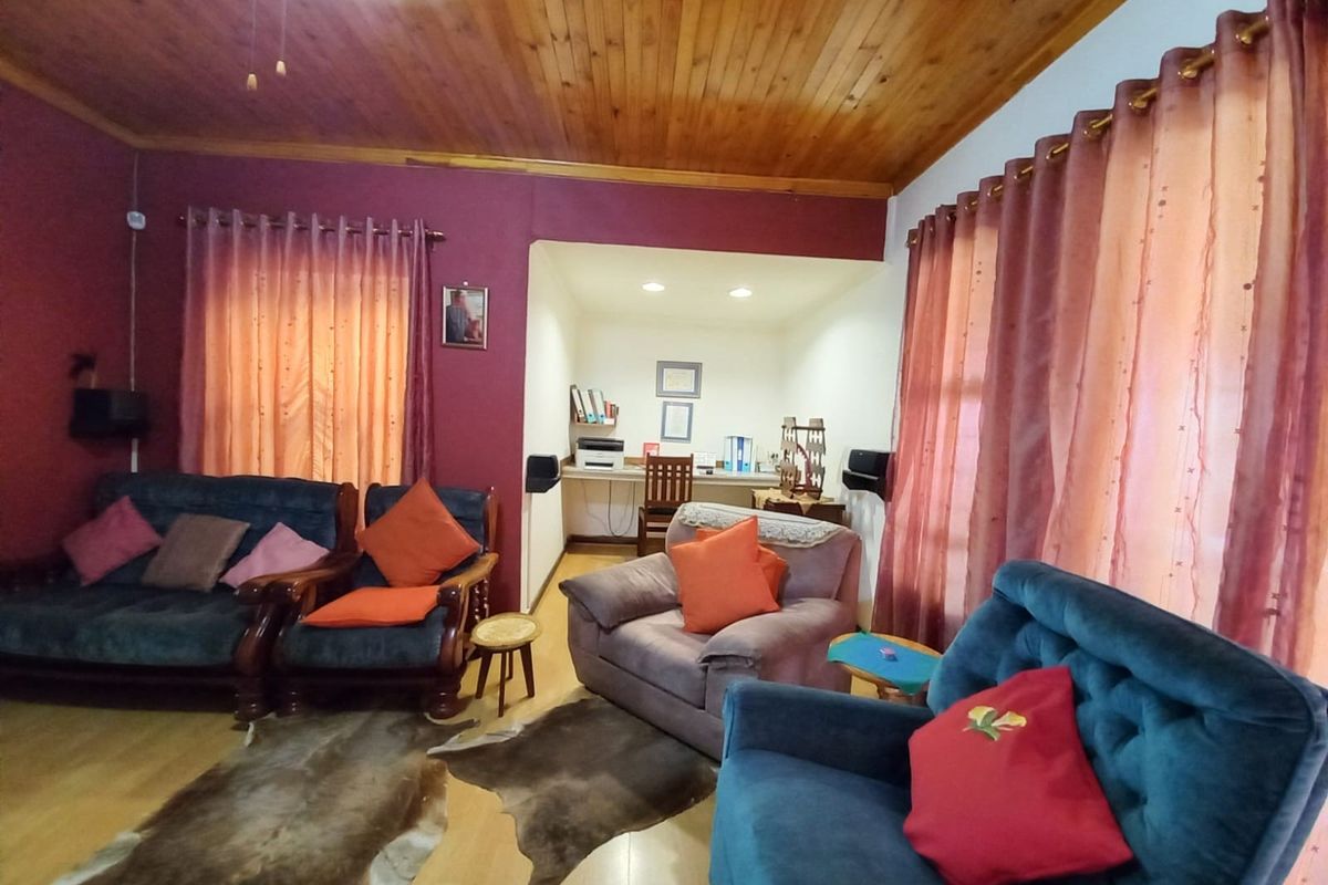 Prime Location, Spacious Living, Unmatched Convenience - Photo 3