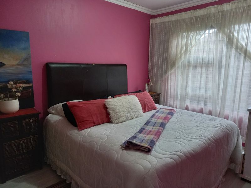 Step into the pinnacle of contemporary elegance situated in secure complex in Sonneveld - Photo 10