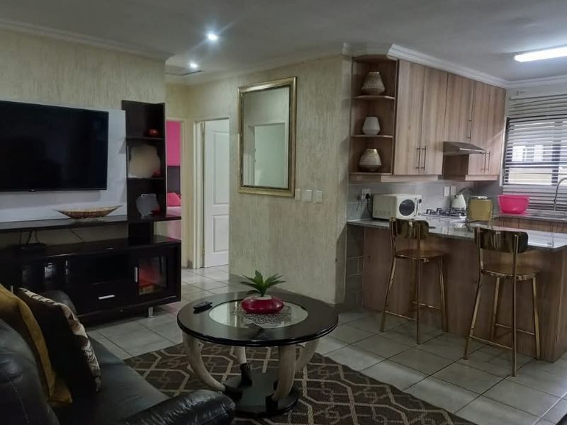 Step into the pinnacle of contemporary elegance situated in secure complex in Sonneveld - Photo 7