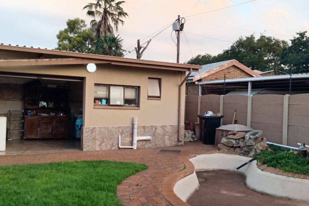 Your Dream Home Awaits! - Photo 4