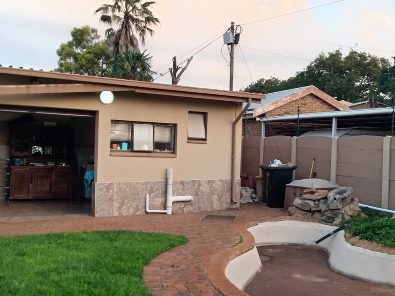 Your Dream Home Awaits! - Photo 4