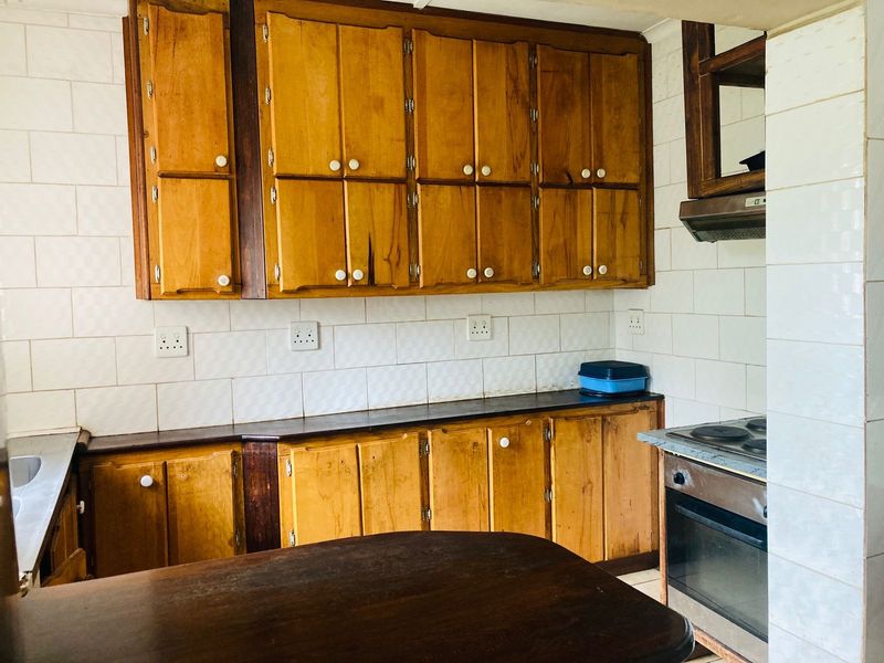 Spacious 3 bedroom home for sale - Photo 7