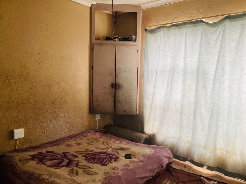 Spacious 3 bedroom home for sale - Photo 9