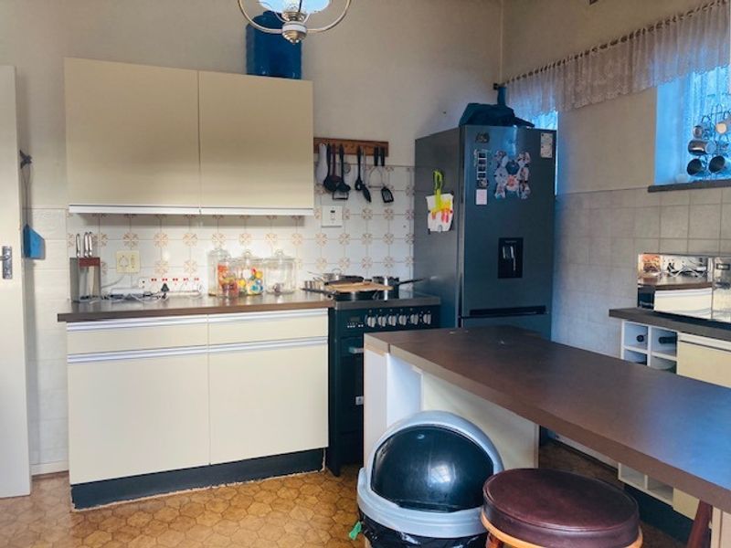 Beautiful family home for sale in Brenthurst - Photo 7