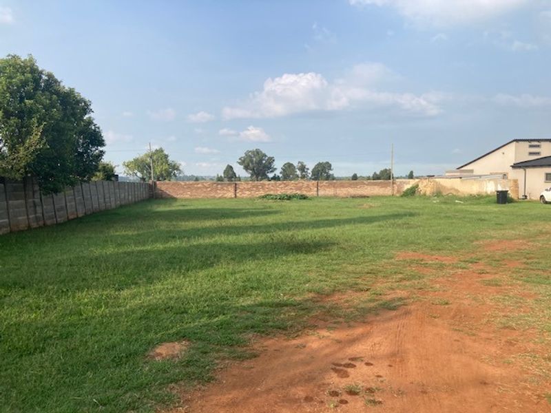 1217 M/2  vacant land for sale in Daggafontein, Springs - Photo 3
