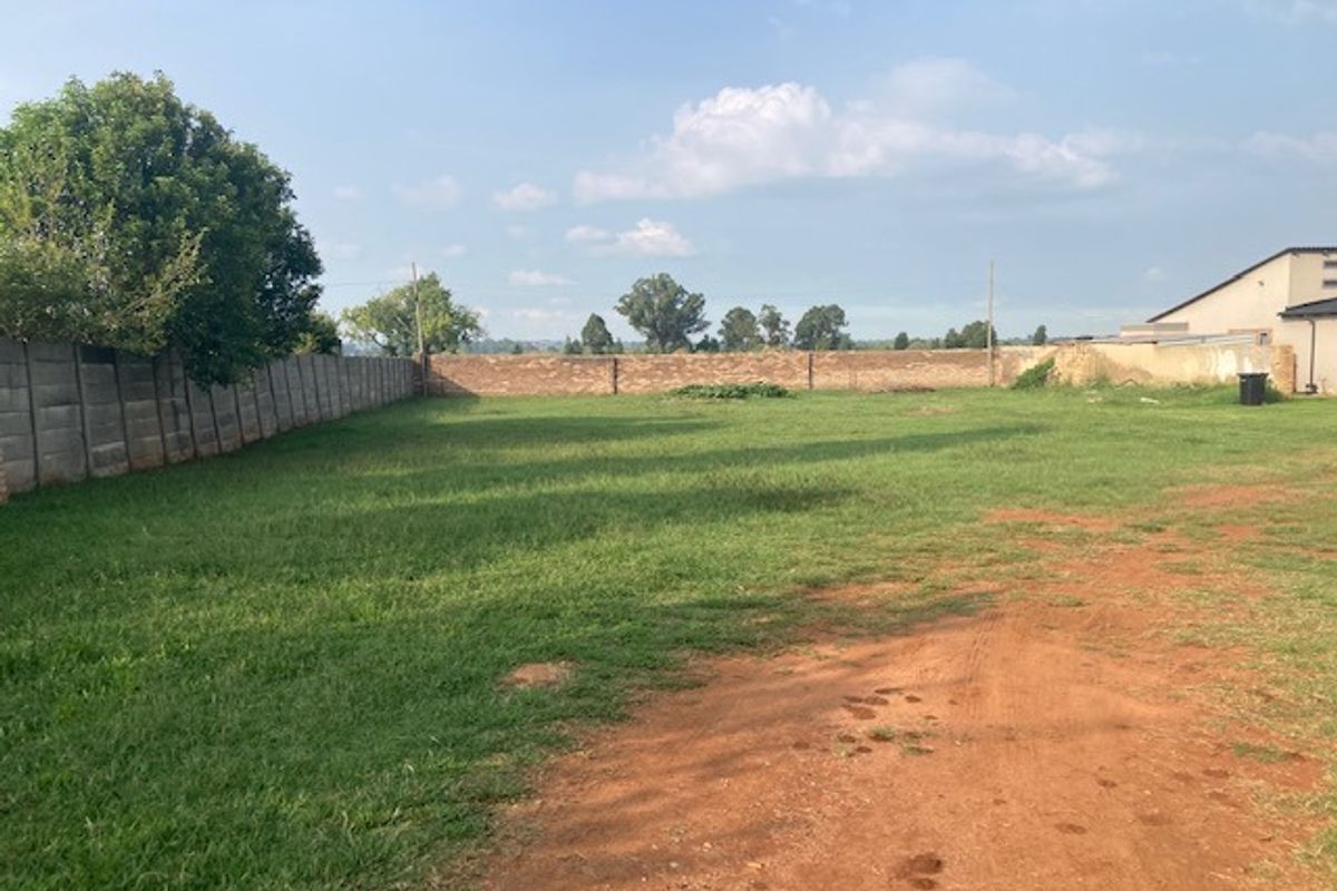 1217 M/2  vacant land for sale in Daggafontein, Springs - Photo 4