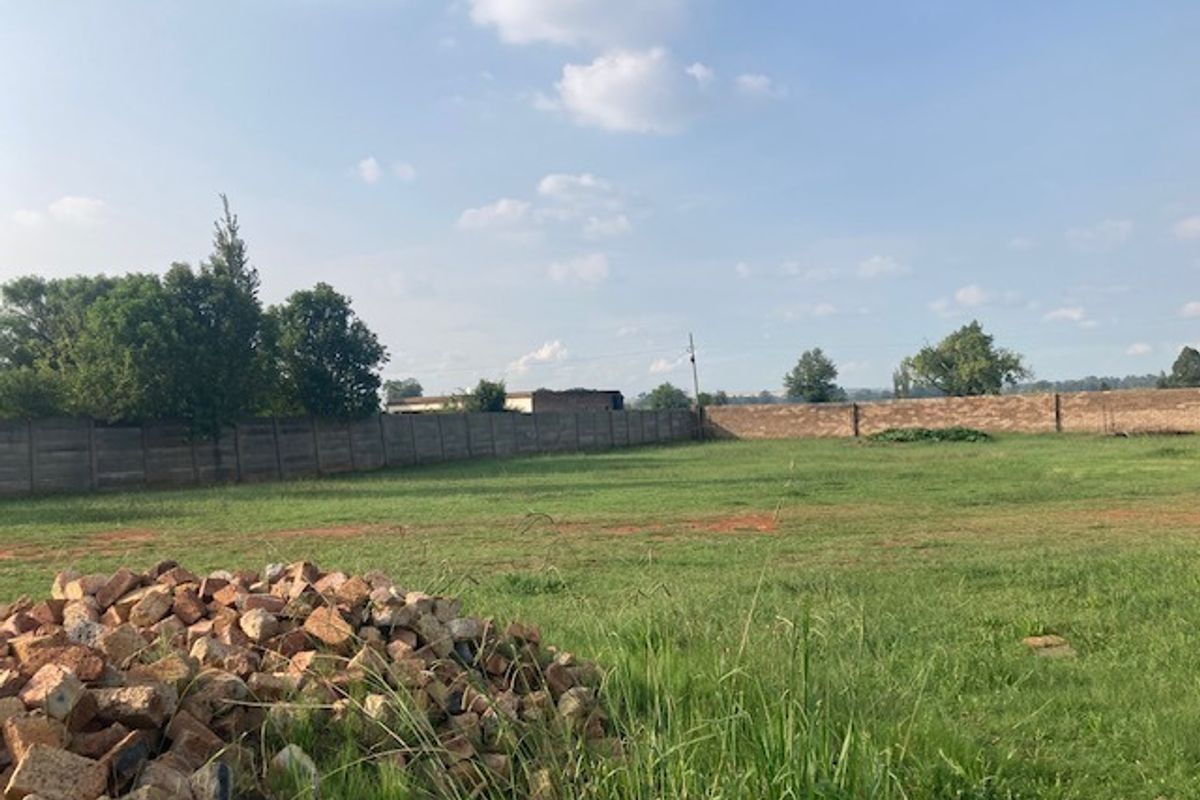 1217 M/2  vacant land for sale in Daggafontein, Springs - Photo 2