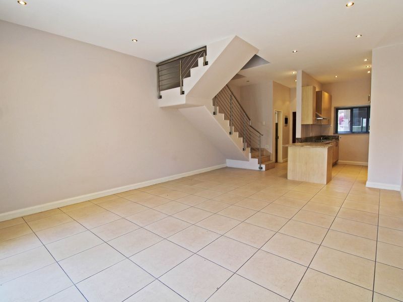 Townhouse Rental Monthly In Sandton - Photo 1