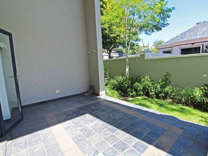 Townhouse Rental Monthly In Sandton - Photo 8