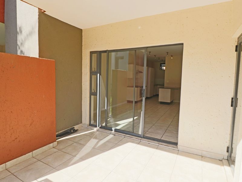 Apartment For Sale In Sandton - Photo 8