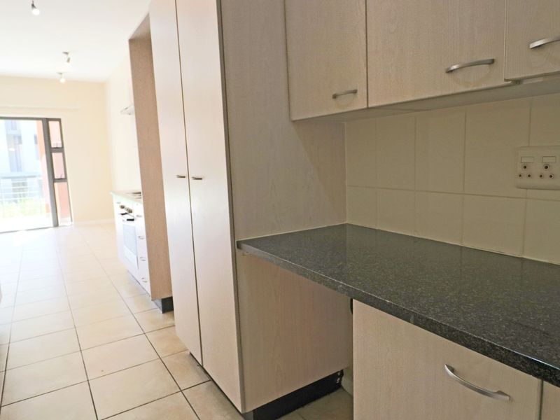 Apartment For Sale In Sandton - Photo 5