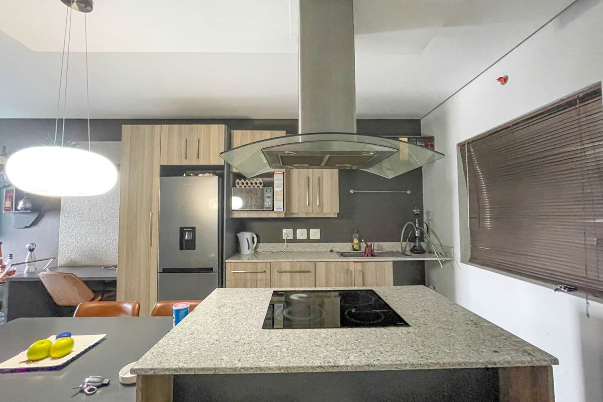 Apartment For Sale In Sandton - Photo 3