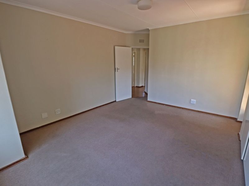 Apartment For Sale In Sandton - Photo 9