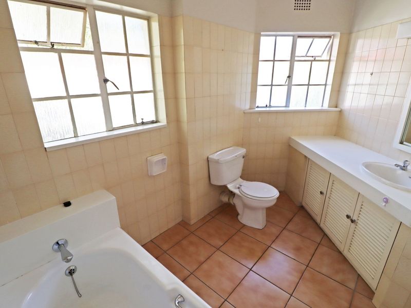 Apartment For Sale In Sandton - Photo 7