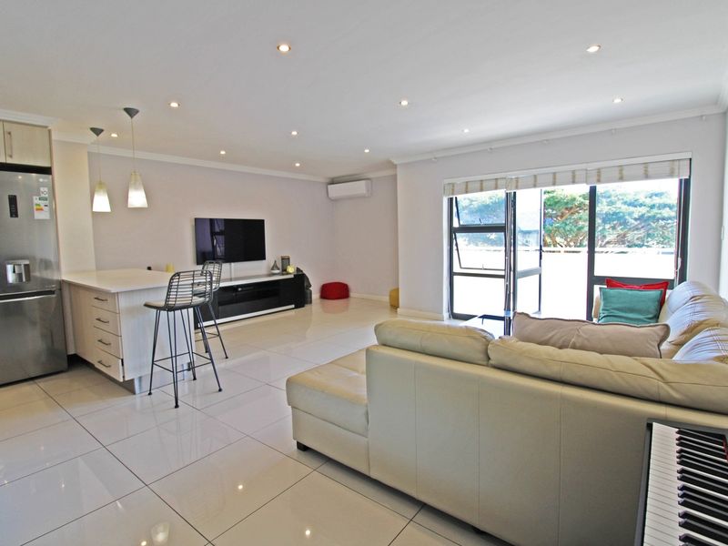 Apartment For Sale In Sandton - Photo 6