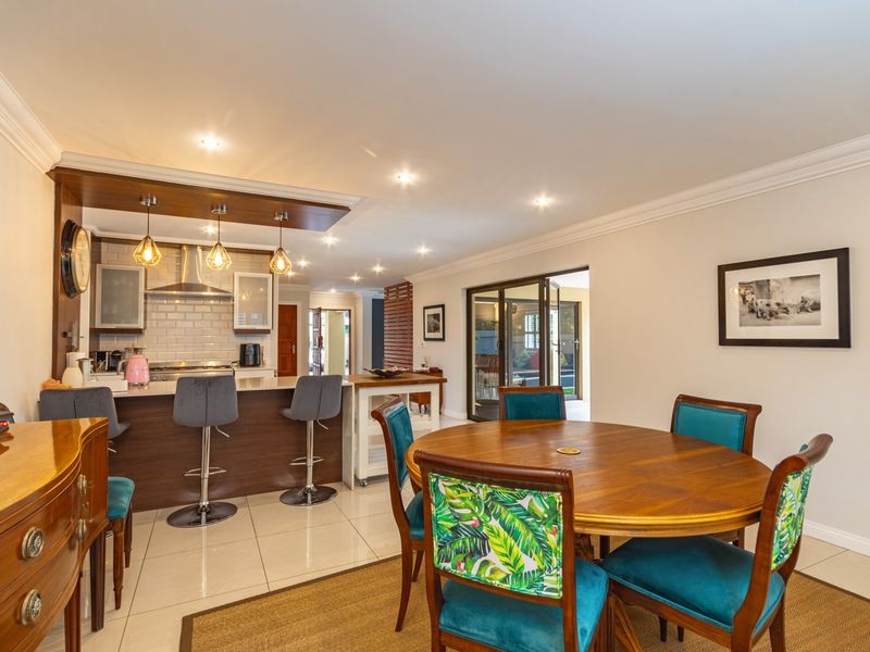 Modern 4-Bedroom Home in Exclusive Secure Estate - Photo 9