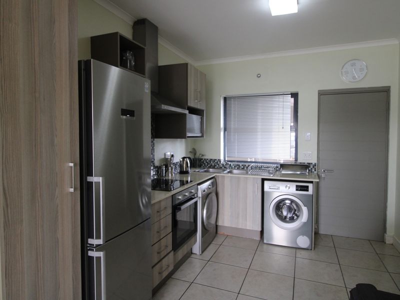 1 Bed 1 Bath unit for sale. NO TRANSFER COSTS!! - Photo 6