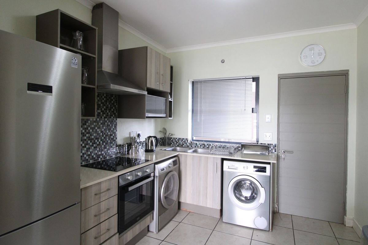 1 Bed 1 Bath unit for sale. NO TRANSFER COSTS!! - Photo 5