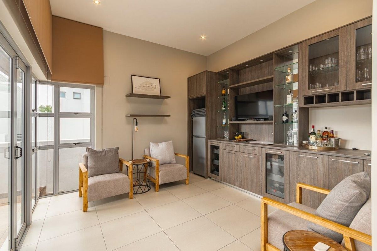 Where modern family living meets effortless entertaining in the heart of Bryanston. - Photo 2